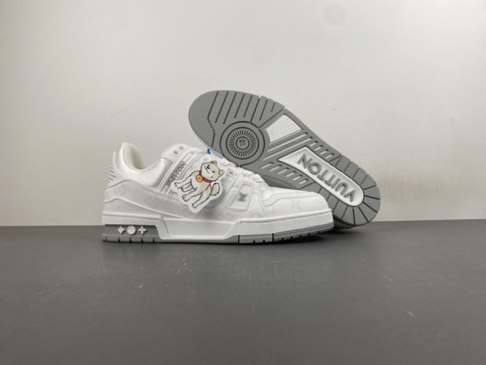 LV snekaers 284