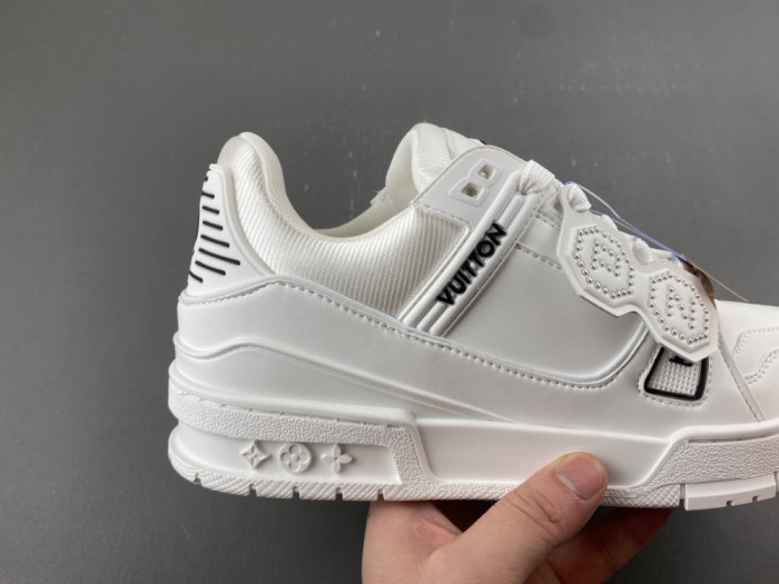 LV snekaers 286