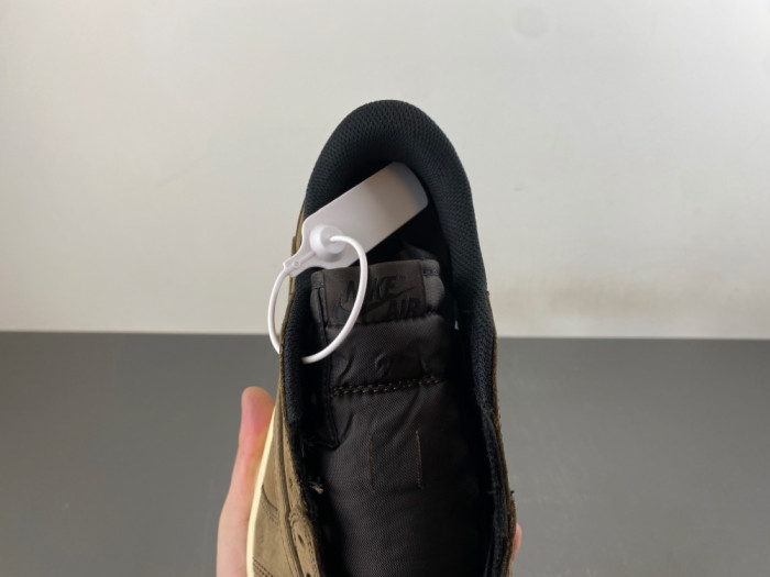 Travis Scott x Air Jordan 1 Low -DM7866-203