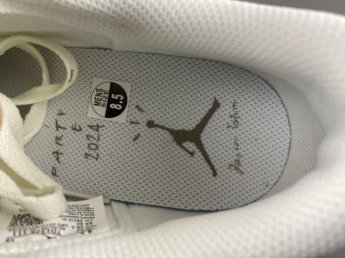 Travis Scott x Air Jordan 1 Low-OG1228-111