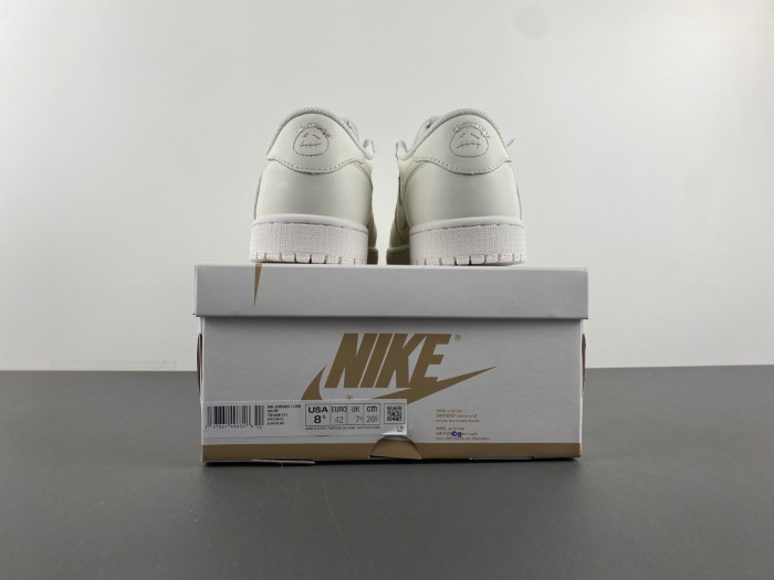 Travis Scott x Air Jordan 1 Low-OG1228-111