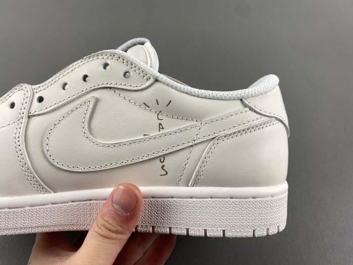Travis Scott x Air Jordan 1 Low-OG1228-111