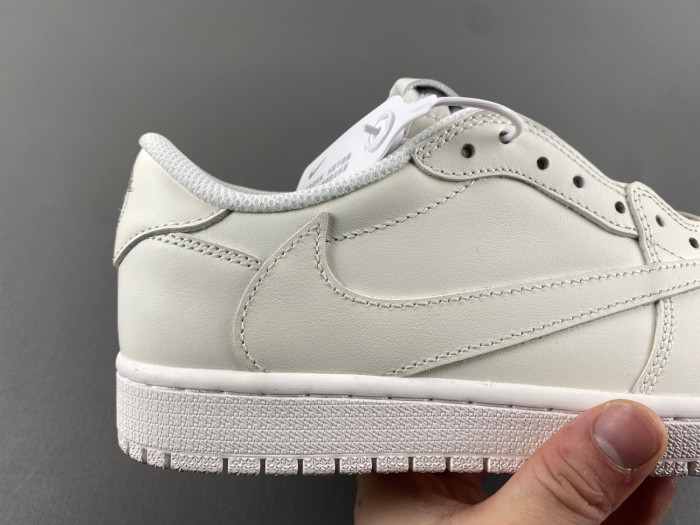 Travis Scott x Air Jordan 1 Low-OG1228-111