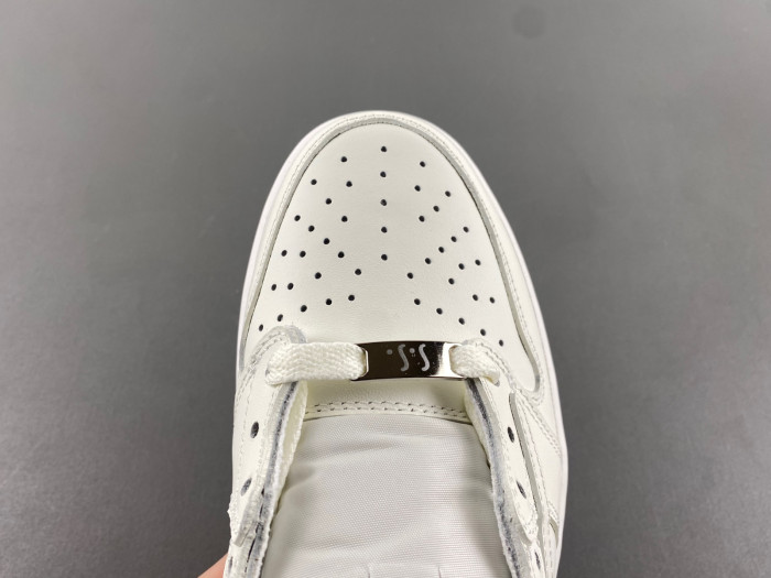 Travis Scott x Air Jordan 1 Low-OG1228-111