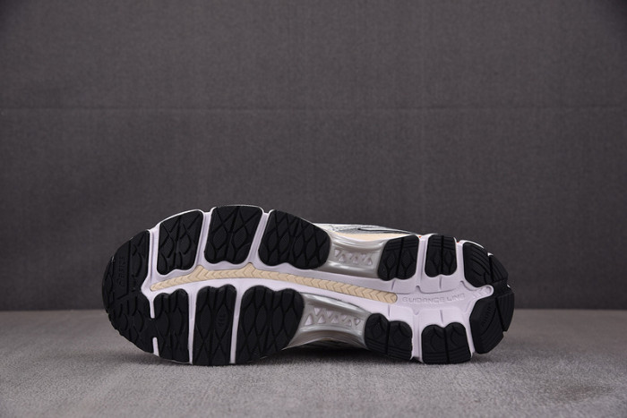 ASICS Gel-Kayano 12.1 Ronnie Fieg Knicks-1203A555-101