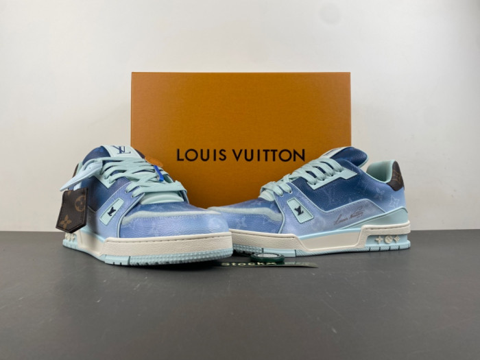 LV snekaers 293