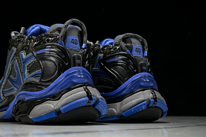 SNEAKER RUNNER 50