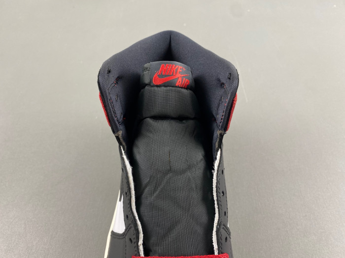 Air Jordan 1 High OG “Black Toe Reimagined”-DZ5485-106