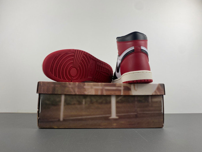 Air Jordan 1 High OG “Black Toe Reimagined”-DZ5485-106