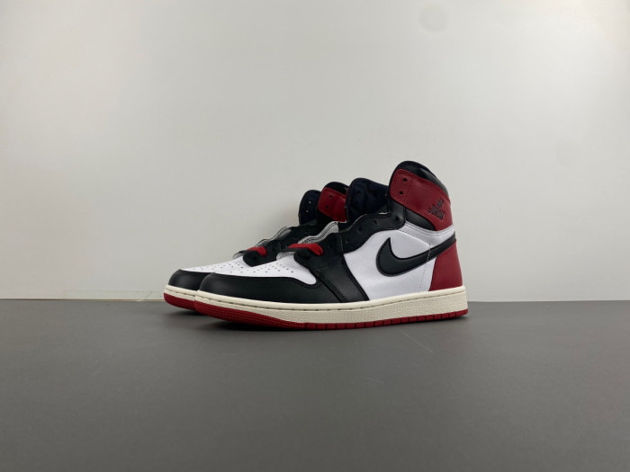 Air Jordan 1 High OG “Black Toe Reimagined”-DZ5485-106