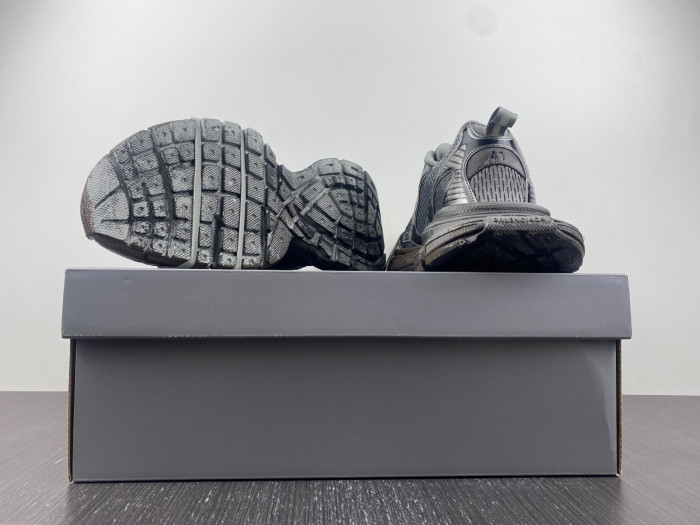 iaga -phantom sneaker-09