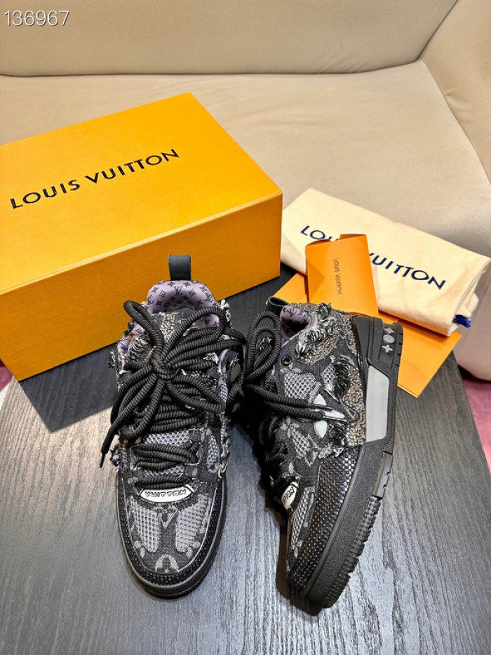 LV snekaers 200