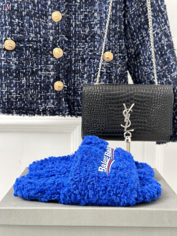 Balenciaga Sandal 15