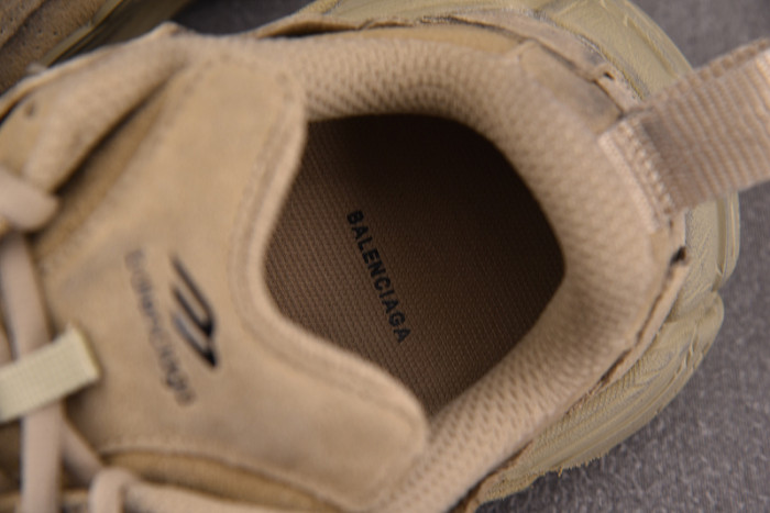 BALENCIAGA OTHERS 08