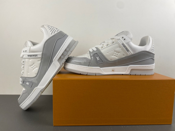 LV snekaers 309
