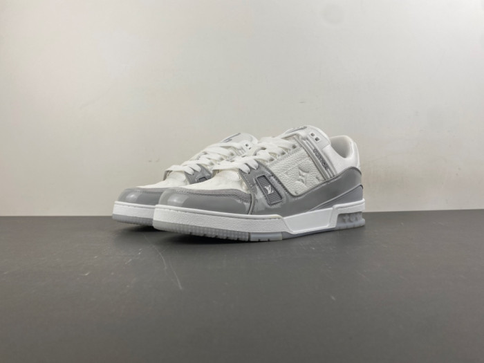 LV snekaers 309