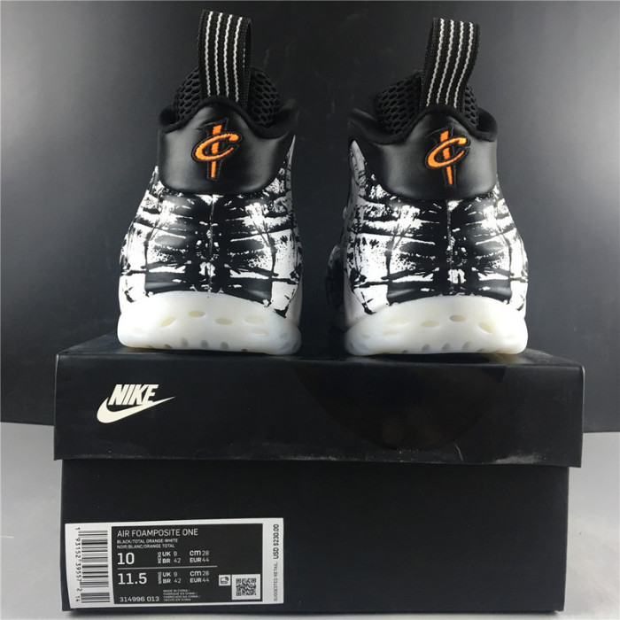 nike air foamposite one black white 314996-013