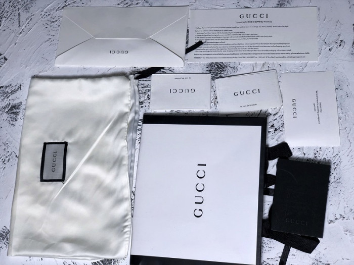 g**i rhyton vintage trainer sneaker 576965 drw00 9534