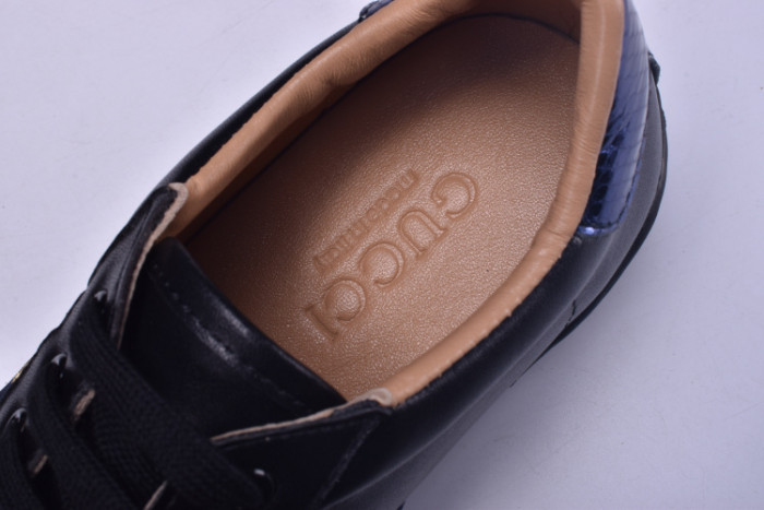 g**i ace embroidered low-top sneaker black with bee mens 431942-a38g0