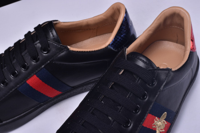 g**i ace embroidered low-top sneaker black with bee mens 431942-a38g0