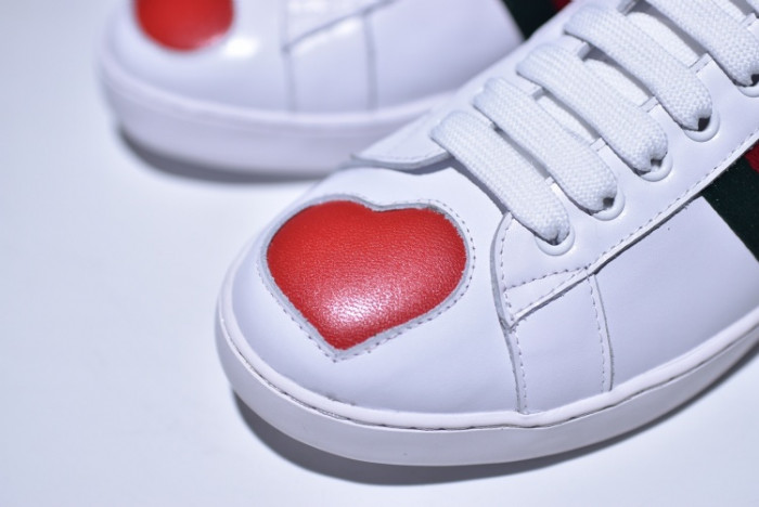 g**i ace embroidered low-top sneaker with red heart womens