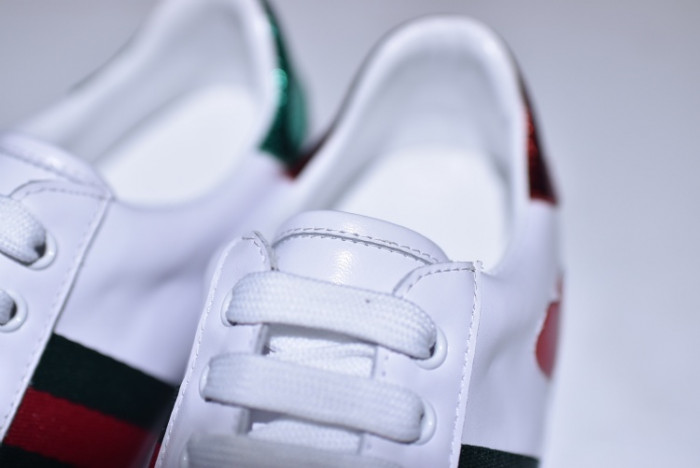 g**i ace embroidered low-top sneaker with red heart womens