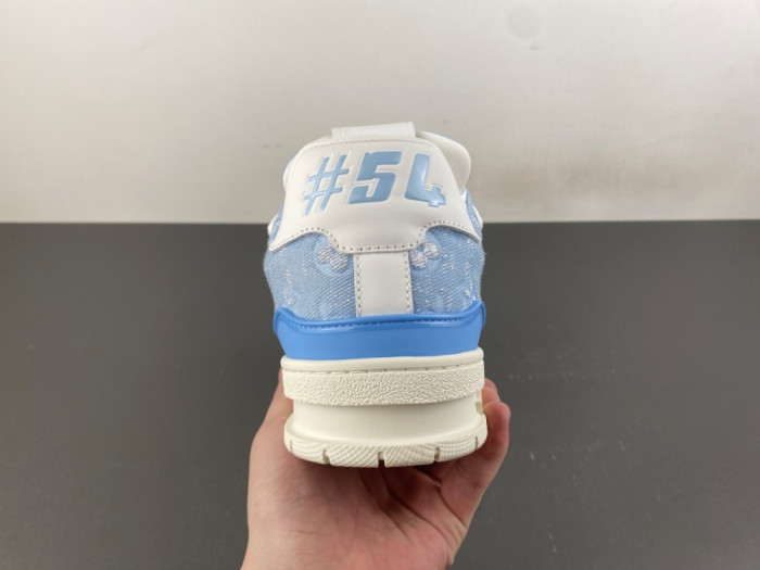 LV snekaers 308