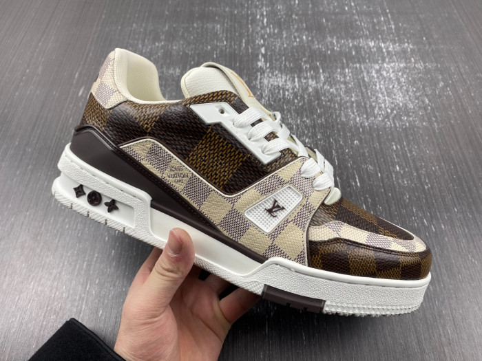 lv snekaers 106