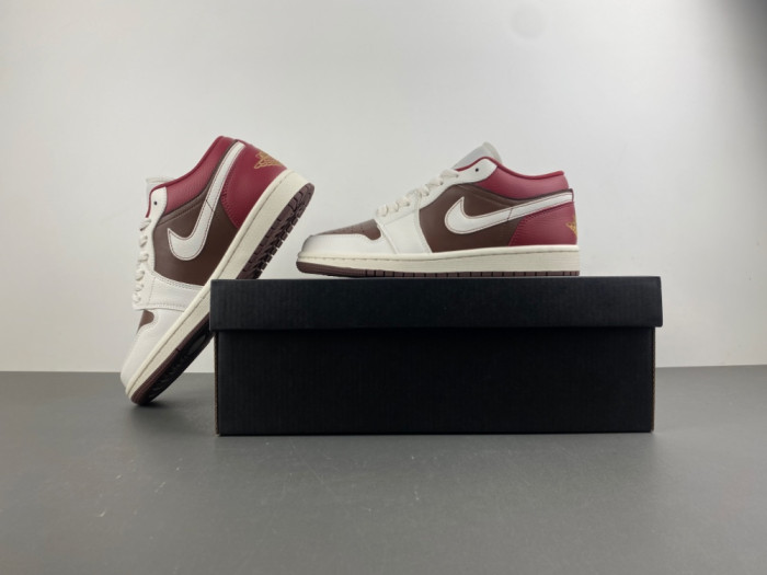 Air Jordan 1 Low -IR7600-211