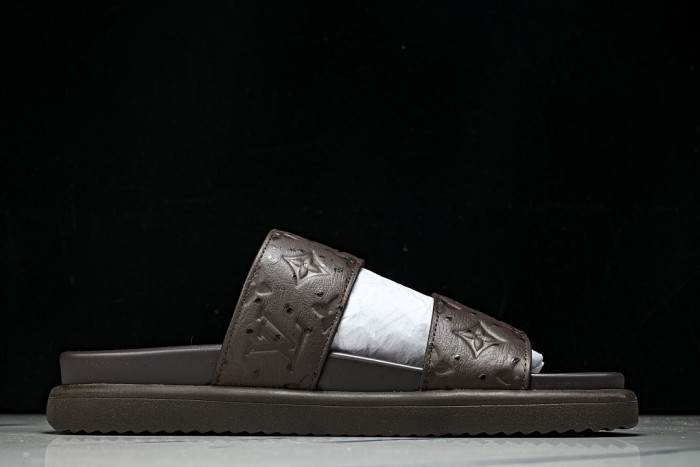 L&V sandal 96
