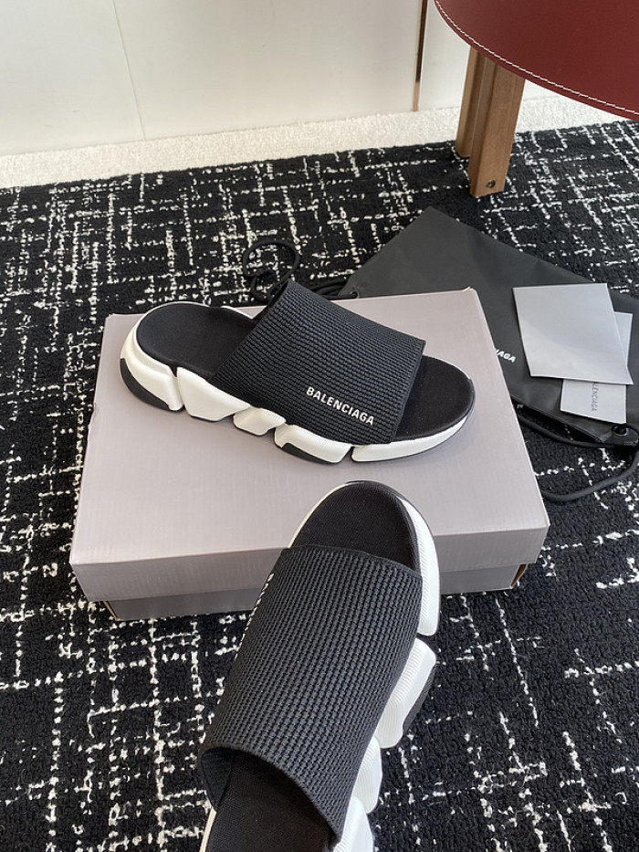 Balenciaga Sandal 30