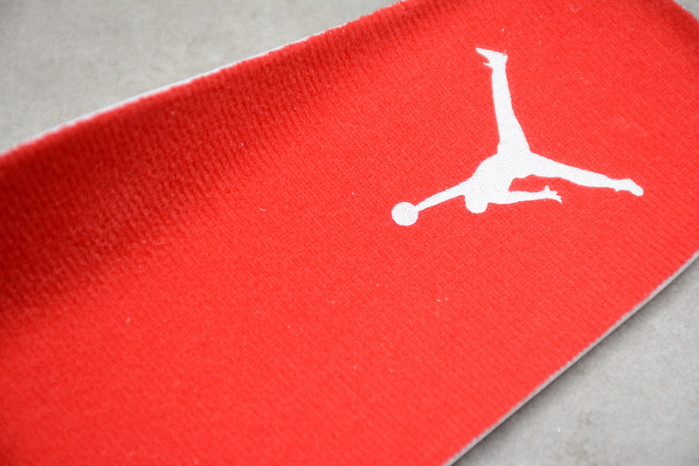 air jordan 4 retro “pure money” red metallic ct8527-112