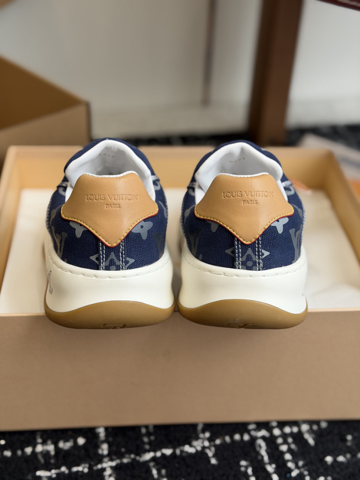 LV snekaers 295
