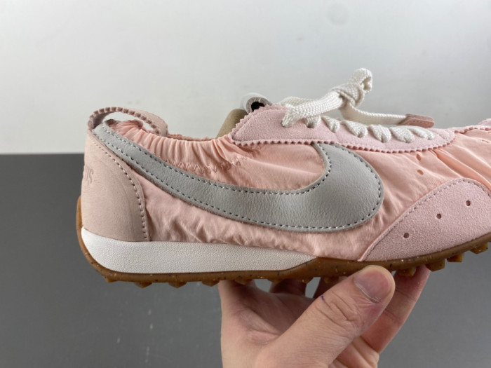 Jacquemus x Nike-HV8547-601
