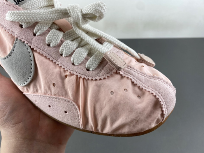 Jacquemus x Nike-HV8547-601