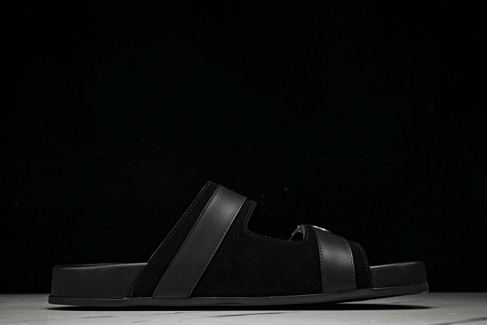 D10r SANDAL 14