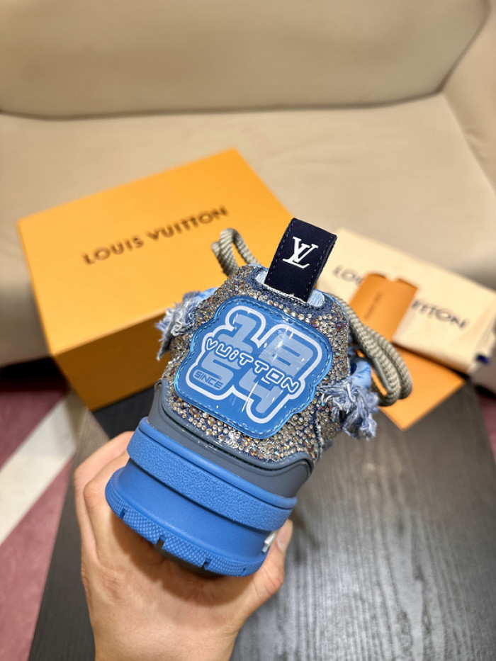 LV snekaers 201