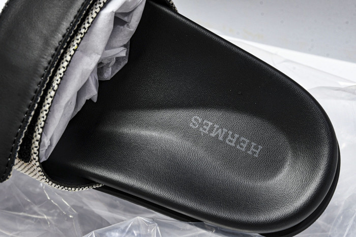 H**me5 Sandal 48