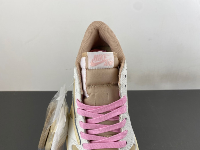 Travis Scott x Air Jordan 1 Low -DM7866-106