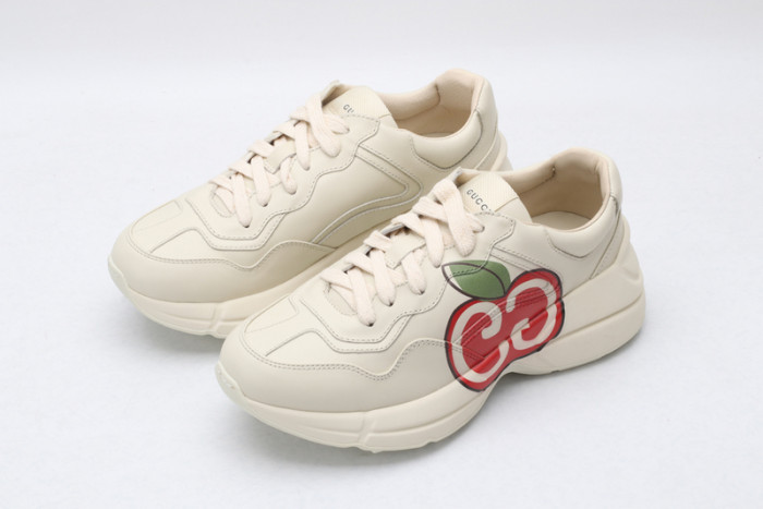 G*u*i* trainer sneaker9