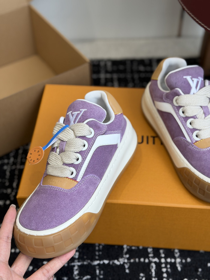 LV snekaers 303