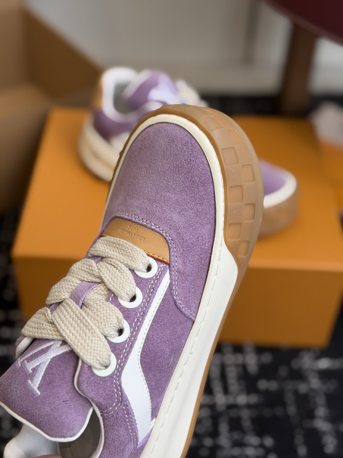 LV snekaers 303