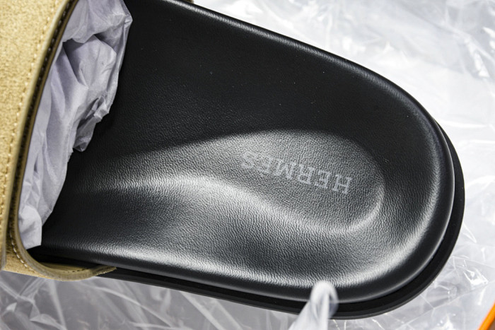 H**me5 Sandal 51