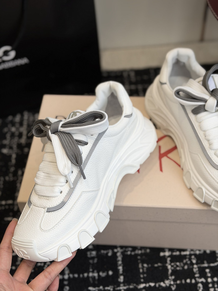 DG SNEAKER