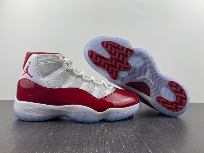 jordan 11 retro cherry (2022)- ct8012-116