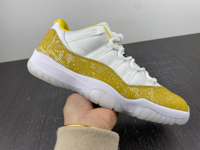 air jordan 11 low wmns “yellow snakeskin”-ah7860-107