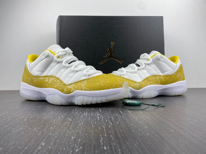 air jordan 11 low wmns “yellow snakeskin”-ah7860-107