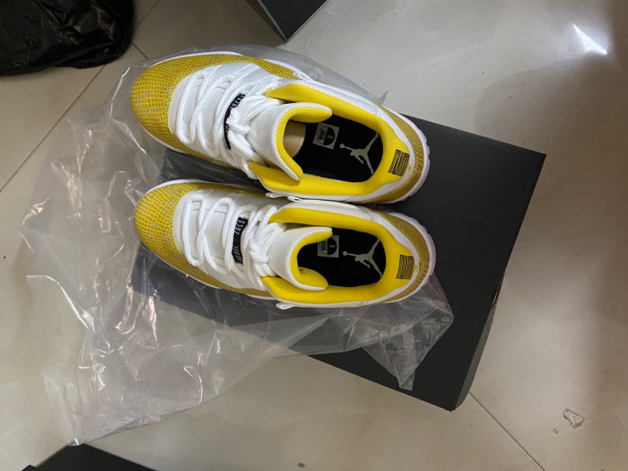 air jordan 11 low wmns “yellow snakeskin”-ah7860-107