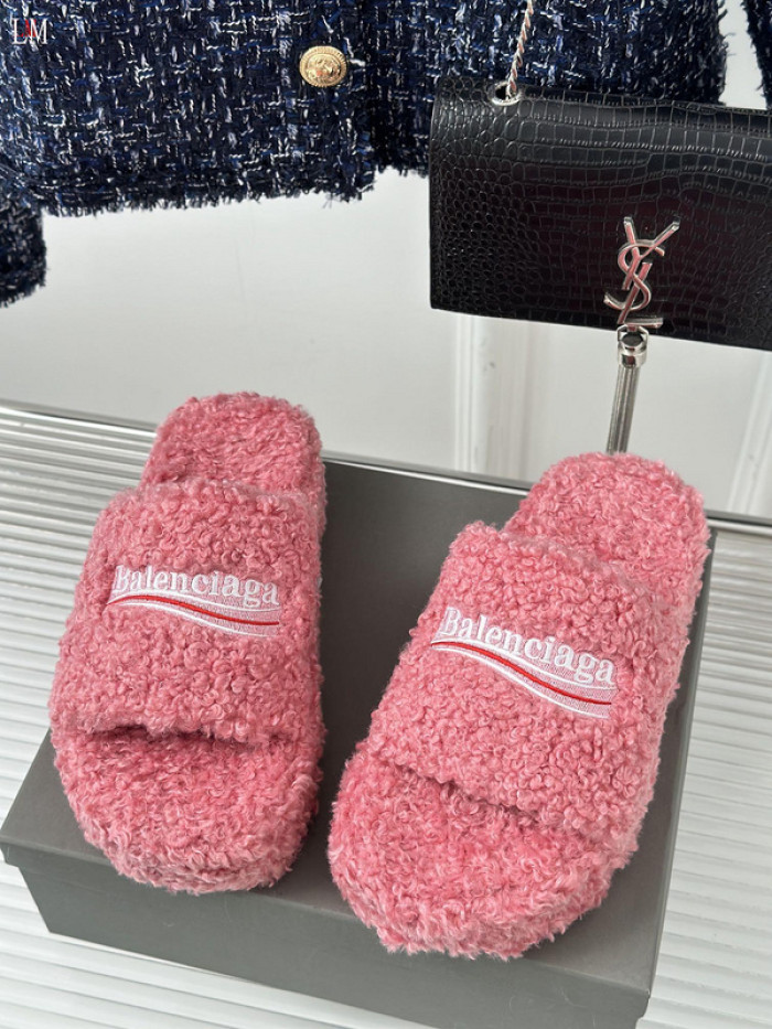 Balenciaga Sandal 23