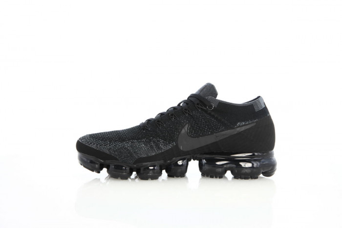 nikelab air vapormax flyknit "triple black" - 899473 003